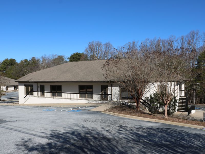 Office sold at 552 Memorial Drive in Greer