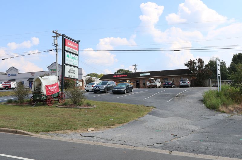 Property on Wade Hampton Blvd in Taylors sold