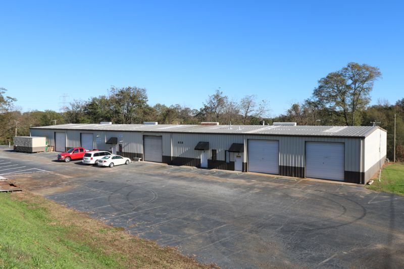 G&S Electrical leases space in Greer