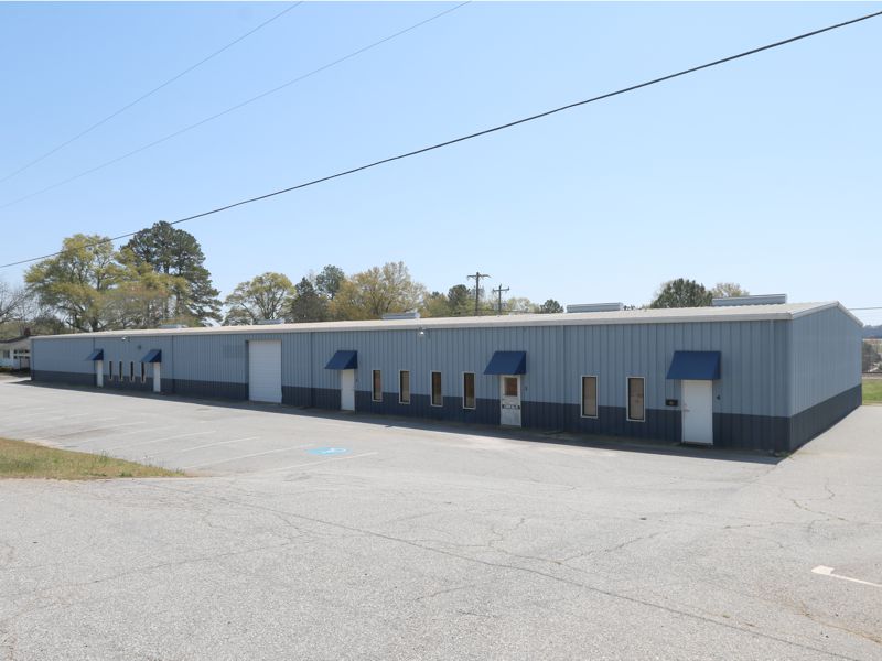 Flex space on East Poinsett Street Ext leased