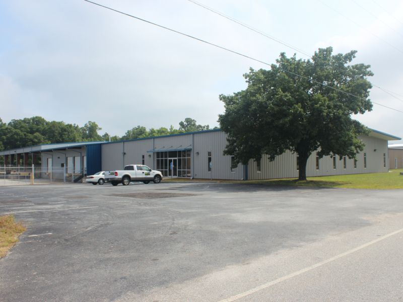 Building at 1521 S Buncombe Road sold