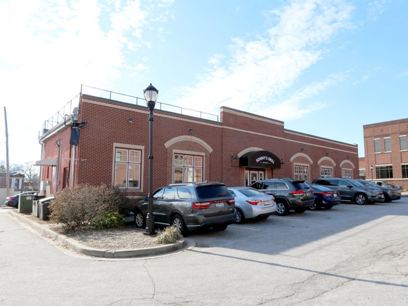 Restaurant building sold at 107 S Main Street, Greer