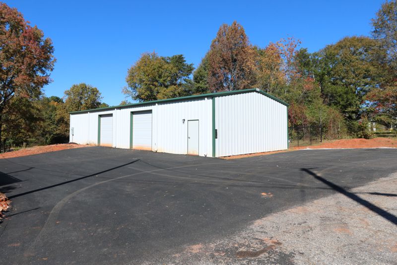 Warehouse leased at 512 North Ford Road in Greer